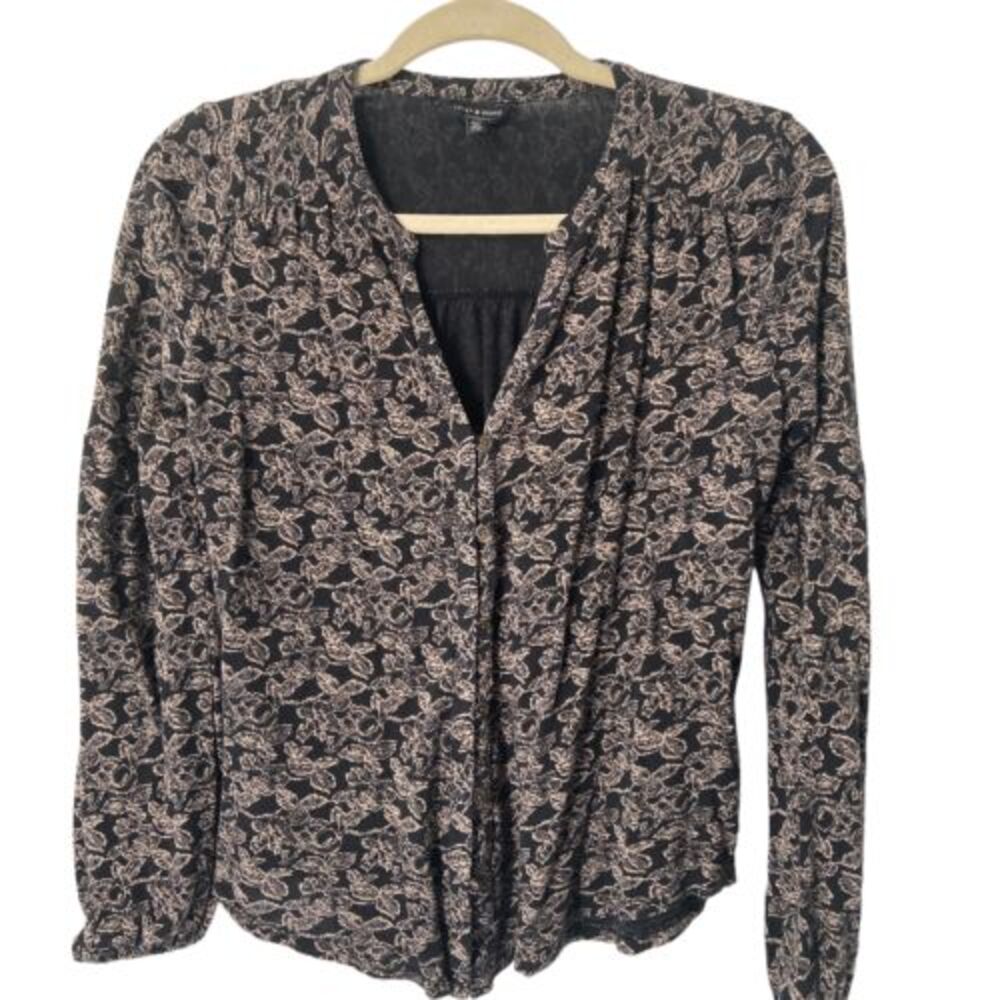 LUCKY BRAND women's black floral V-Neck long sleeve lightweight Sweater Small